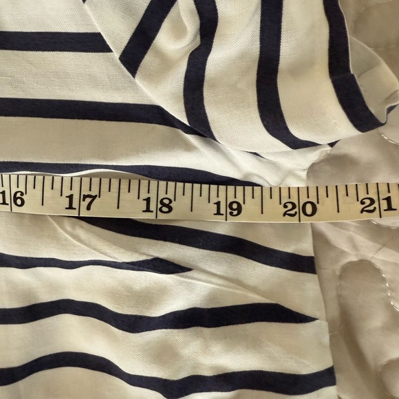H&M Striped Navy and White Women's Top - Picture 5 of 6